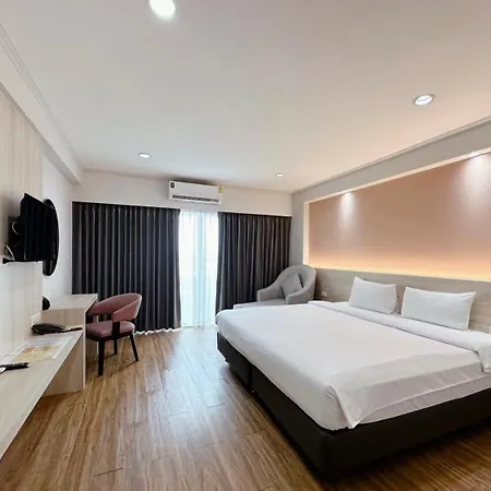 Miloft Sathorn Hotel
