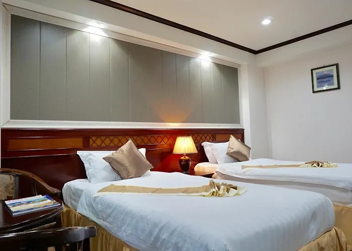 Miloft Sathorn Hotel 5*