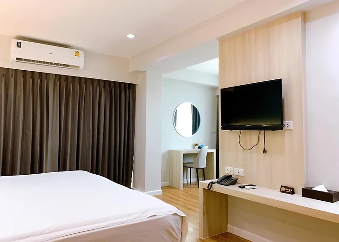 Miloft Sathorn Hotel