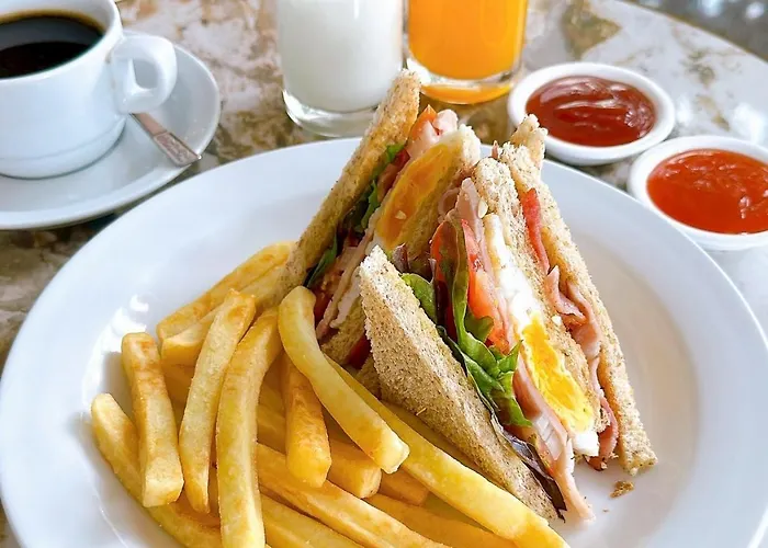 Miloft Sathorn فندق بانكوك