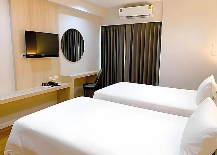 Miloft Sathorn Hotel
