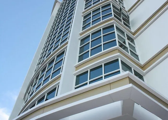 Miloft Sathorn 5* بانكوك