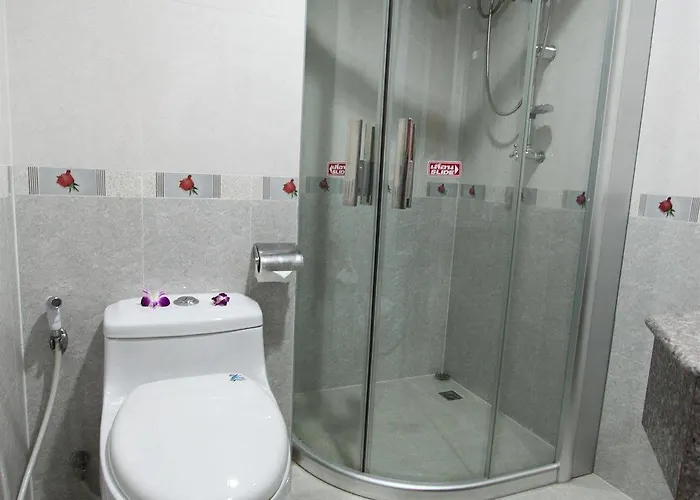 فندق Miloft Sathorn 5*